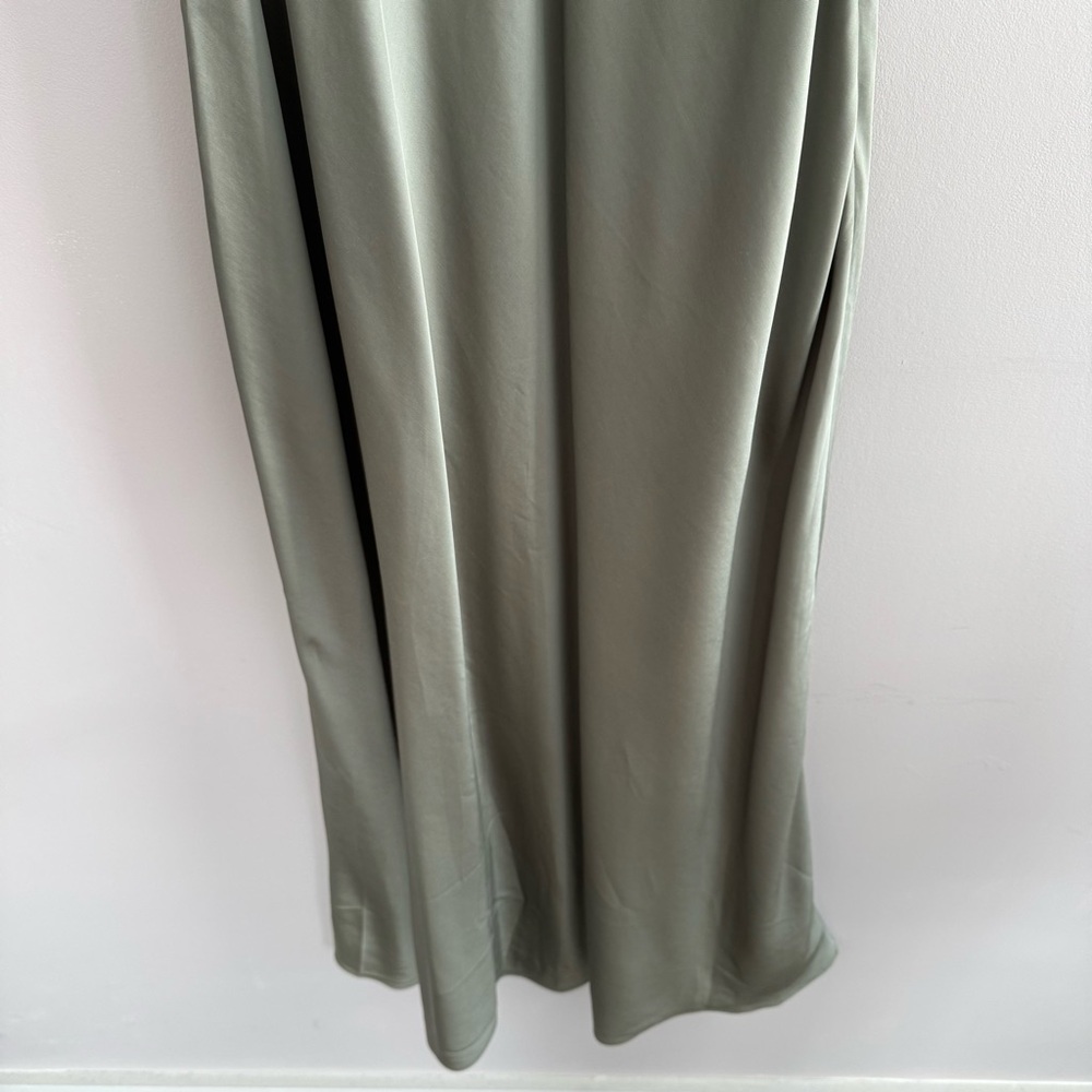 Abercrombie Sage Green Satin Slip Dress Size XXL Spaghetti Strap Minimal - Picture 5 of 11
